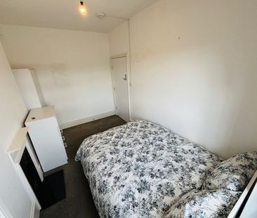 Room in a Shared Flat, Lewisham, SE13 - Photo 5