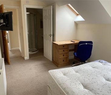 4 bedroom semi-detached house to rent - Photo 2