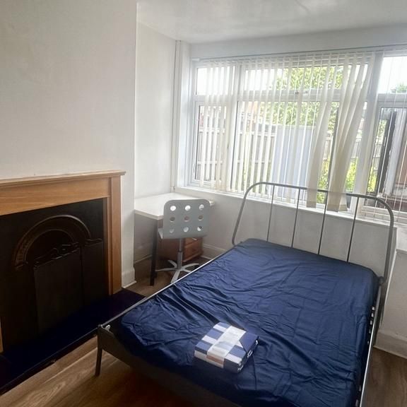 5 bedroom house share to rent - Photo 1