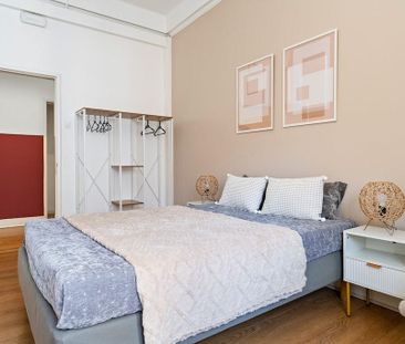 Avenida de Sidónio Pais, Lisbon, Lisbon 1050-215 - Photo 3