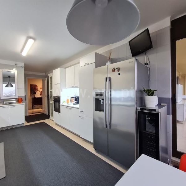 Apartamento T4 em Lisboa - Photo 1