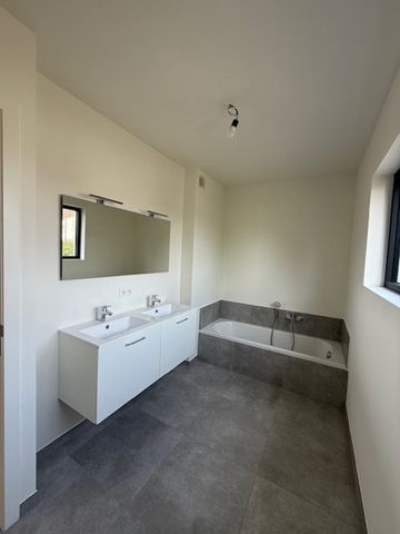 Huis te huur in Oostakker - Photo 2