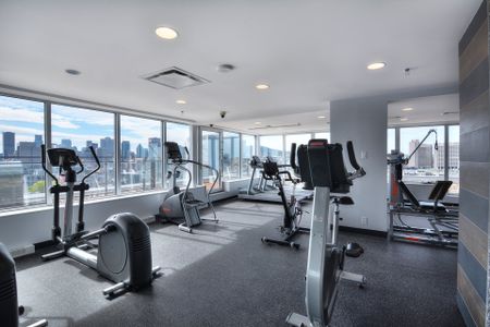 Condo for rent, Montréal (Ville-Marie) - Photo 3