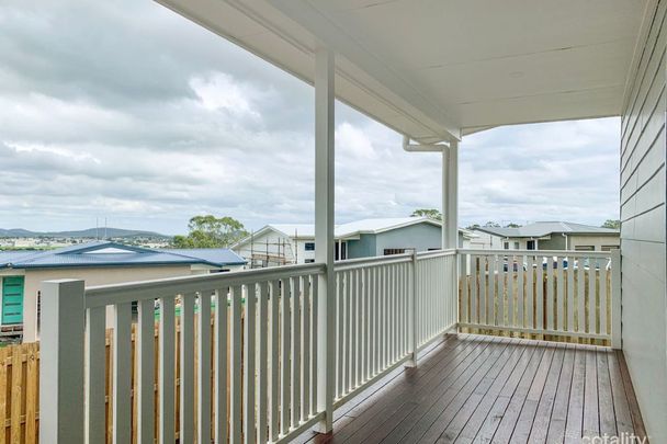 Large Duplex with Yard! - Photo 1