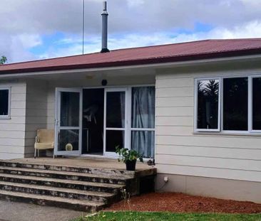 Country living in Ohaeawai - Photo 2