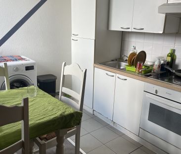 Location Appartement 2 pièces 45m² LILLE 59000 - Photo 4