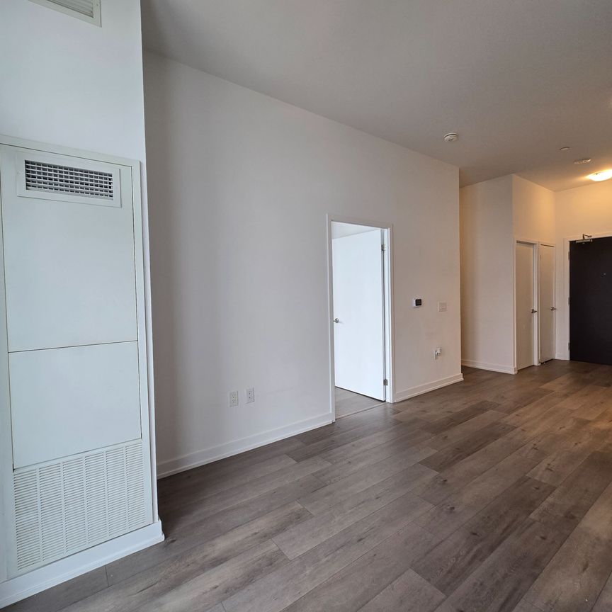 For Lease - 60 Honeycrisp Crescent Unit# 317, Vaughan, Ontario - Photo 1