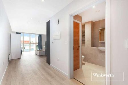 Shakespeare Road, London, N3 - Photo 2