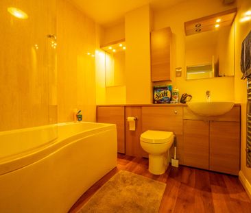 First Floor, 15 Beckside Gardens, Melrosegate - Photo 5