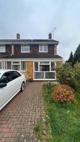 4 bedroom terraced house to rent - Photo 5