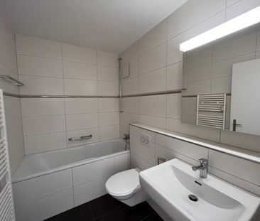 4.5 Zimmer, 92 m², 2. Stock - Foto 1