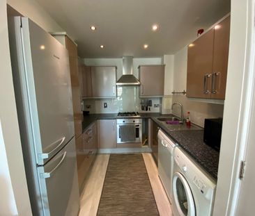 2 Bed Flat, Poplar High Street, E14 - Photo 3