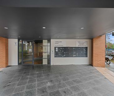 Apply Now - Century 21 &vert; the Paramount Group &lpar;Modern Stud... - Photo 6