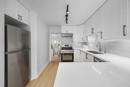 For Lease - 50 Ashland Avenue, Toronto, Ontario - Photo 2