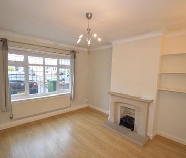 4 bedroom semi-detached house to rent - Photo 1