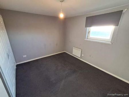 3 bedroom property to rent in Airdrie - Photo 4