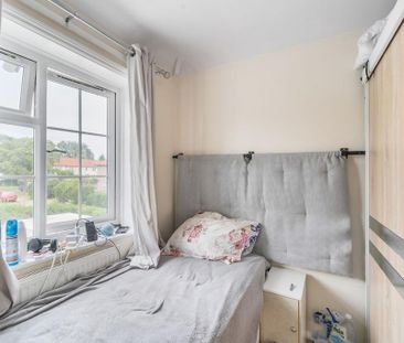 3 bedroom end of terrace house to rent - Photo 6