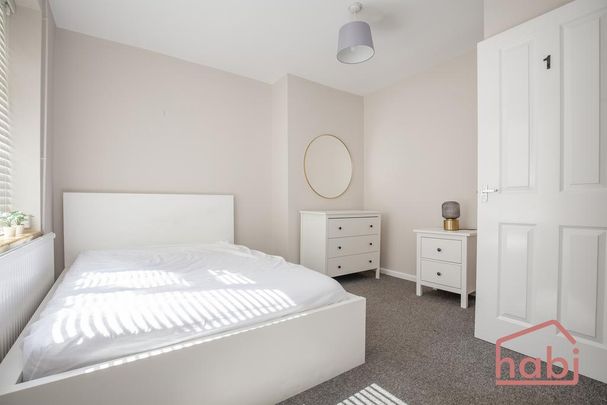 5 bedroom terraced house to rent - Photo 1