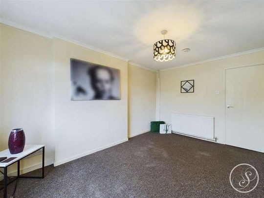 Victoria Terrace, Leeds, LS3 - Photo 1