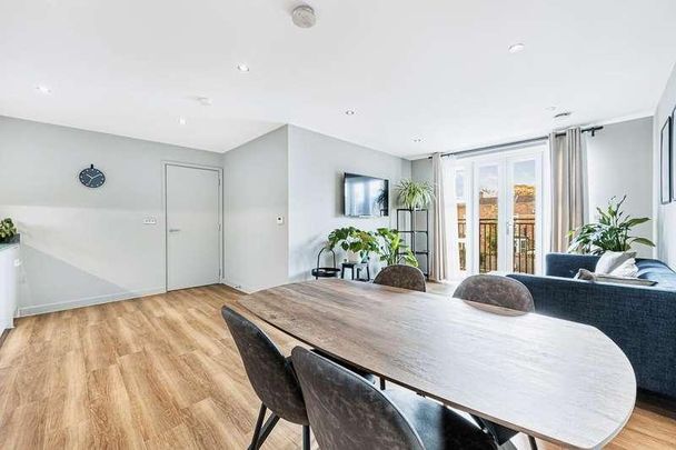 Lorde Court, Shakespeare Road, Hanwell, London, W7 - Photo 1