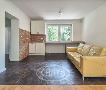 Cicha spokojna ulica - Photo 2