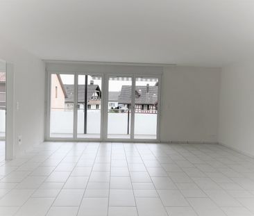 Sonnige 3.5 Zimmerwohnung - Photo 1
