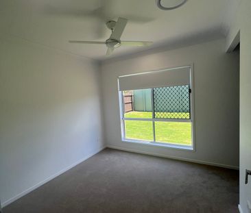 96 Blossom Circuit, Deebing Heights QLD 4306 - House For Rent | Domain - Photo 5