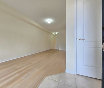 For Lease - 5289 Major Mackenzie Drive, Markham, Ontario - Photo 4