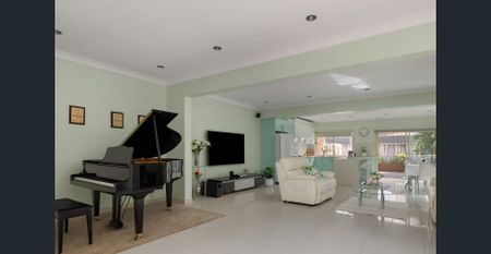 Generous Modern Residence Offering Space, Comfort and Outstanding Convenience - Photo 2
