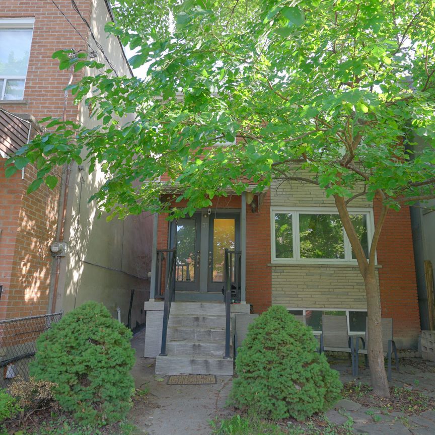 For Lease - 37 Brookfield Street Unit# Basement, Toronto, Ontario - Photo 1