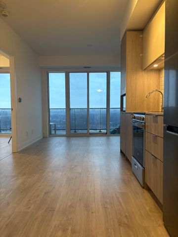 For Lease - 70 Annie Craig Drive Unit# 3601, Toronto, Ontario - Photo 4