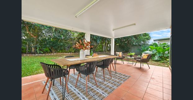 Modern Family Home in Quiet Cul-de-Sac - Photo 1