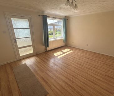 Tulip Tree Close - Photo 1