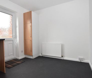 2 bedroom townhouse to rent - Photo 5