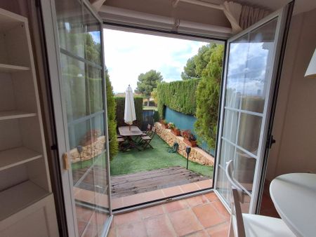 Dúplex de alquiler en Calle Illa Gran Canaria, Golf Bahía - Photo 3