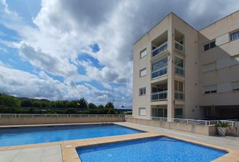 LONG TERM RENTAL. 3 bedroom penthouse apartment for rent with large own large terrace