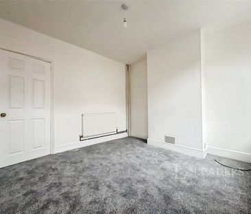 3 bedroom house to rent Hamilton Road, Worcester, WR5 - Photo 2