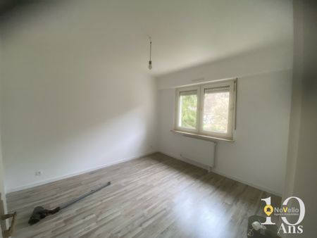 Location Appartement 4 pièces 86m² FORBACH 57600 - Photo 3
