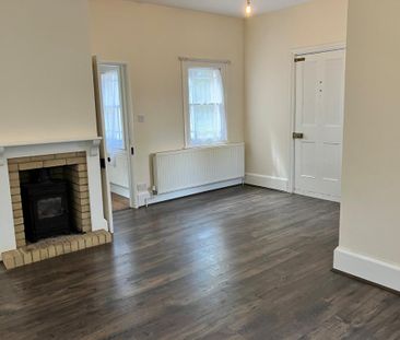 2 bedroom bungalow to rent - Photo 1