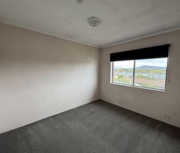 12/67 Macquoid Street, Queanbeyan - Photo 1