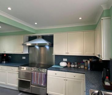 1 bedroom in a house share to rent - Photo 6