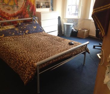 4 bedroom house share to rent - Photo 1