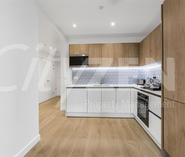 37 Clarendon Road, Watford - Photo 5
