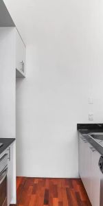 MGM MARTIN - TWO BEDROOM APARTMENT - Photo 3