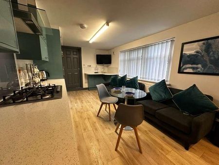 Park Street, Grimsby, DN32 - Photo 3