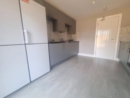 1 bedroom semi-detached house to rent - Photo 4