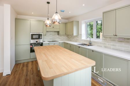 3 bedroom bungalow to rent Daisy Lane, Locks Heath, Southampton, Hampshire, SO31 - Photo 5