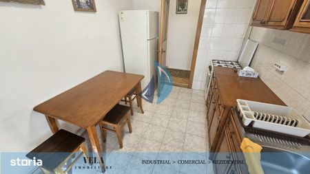 Apartament 3 camere, Tudor, izolat/etaj intermediar - Photo 5
