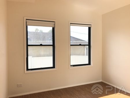 Modern and clean granny flat for rent in KINGSWOOD area. - Photo 4