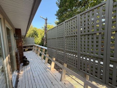 For Lease - 117 Watson Avenue, Oakville, Ontario - Photo 5